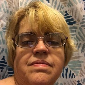 Meet your Posher, Connie